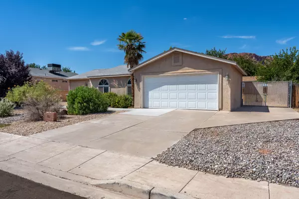 Ivins, UT 84738,345 E 530 S
