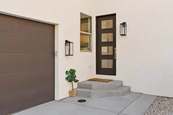 La Verkin, UT 84745,445 N 250 E