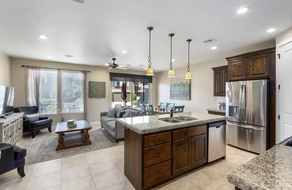 1697 W Caledonia Dunes DR, St George, UT 84770