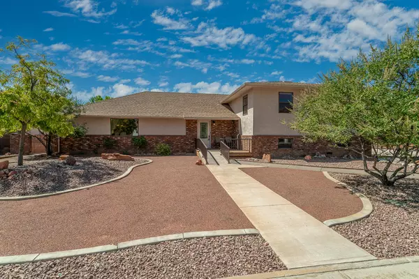 1146 E Redwood Tree, St George, UT 84790