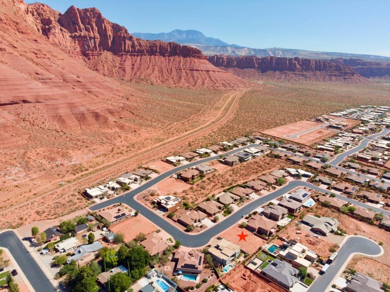 Ivins, UT 84738,266 E 350 N