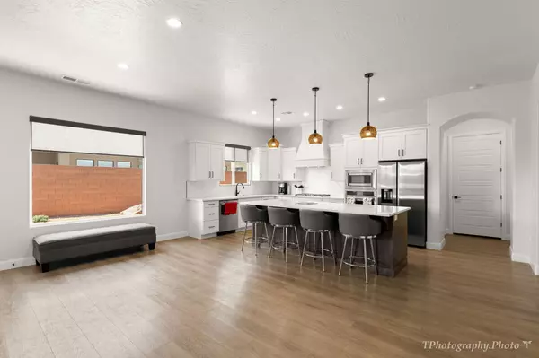 Ivins, UT 84738,266 S 620 W