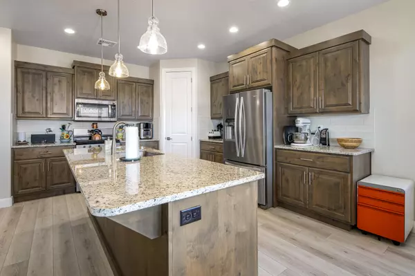 Washington, UT 84780,678 N Via Azul