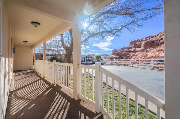 Washington, UT 84780,1150 W Red Hills #180