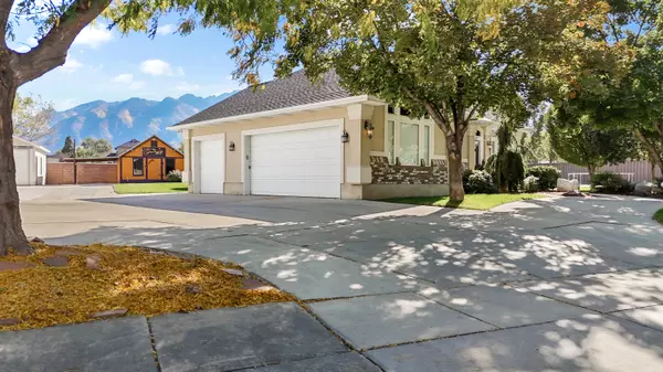 Sandy, UT 84070,10973 S Hyrum PL