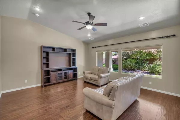 St George, UT 84770,524 N 1620 W