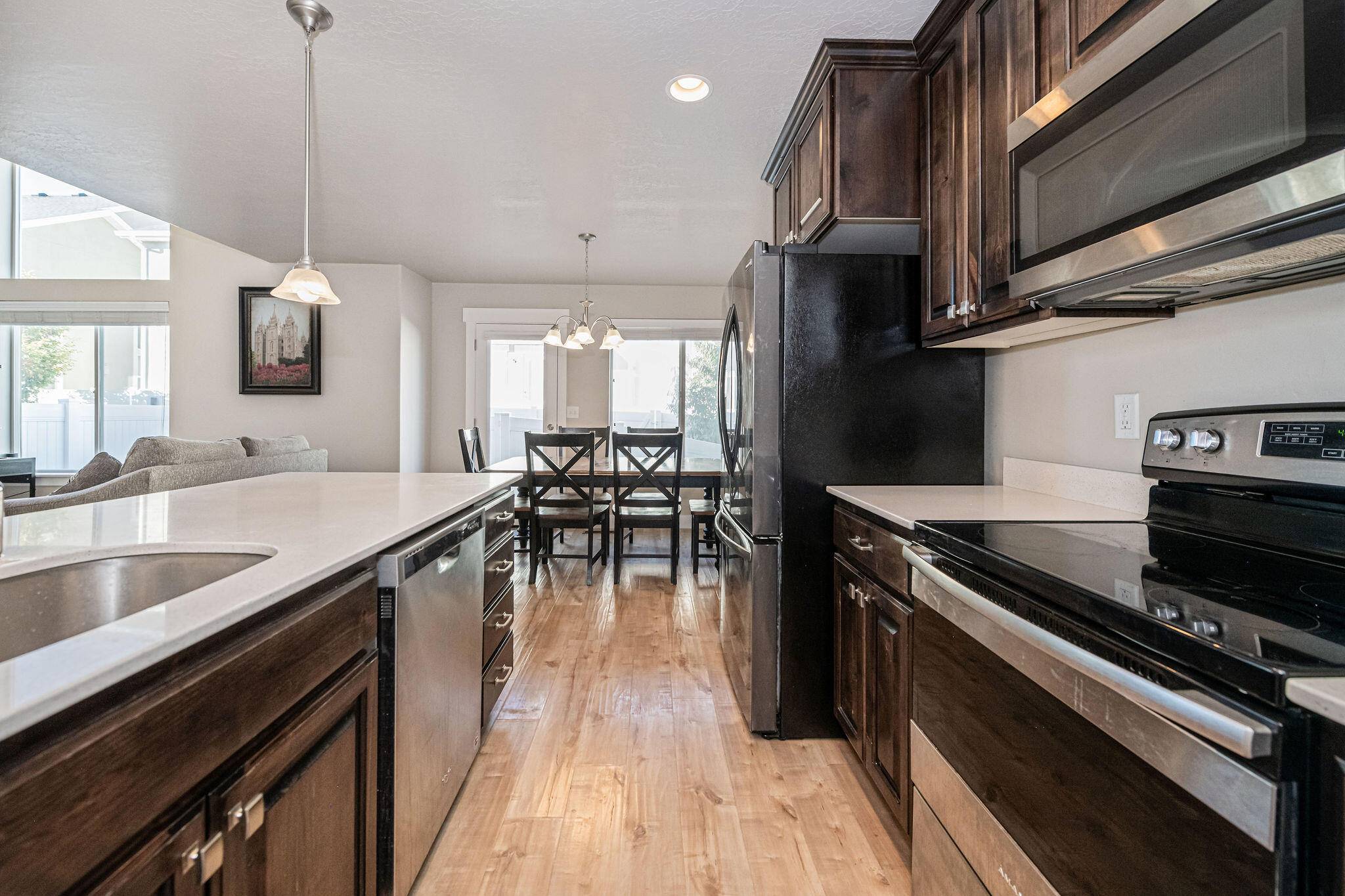 Riverton, UT 84096,4890 Spire WAY