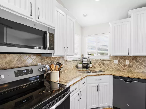 Farr West, UT 84404,3470 N 2675 W