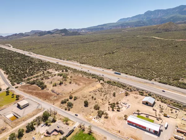 100 E Off I-15 Exit 31, Pintura, UT 84774