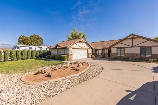 2975 S Pear, St George, UT 84790