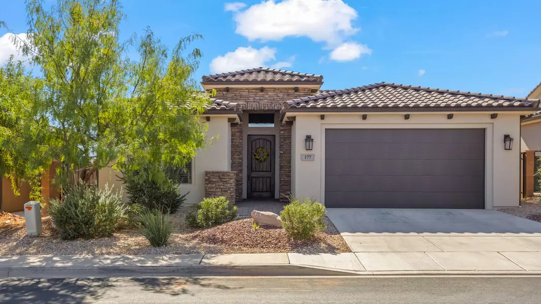177 W Green Jade DR, Washington, UT 84780
