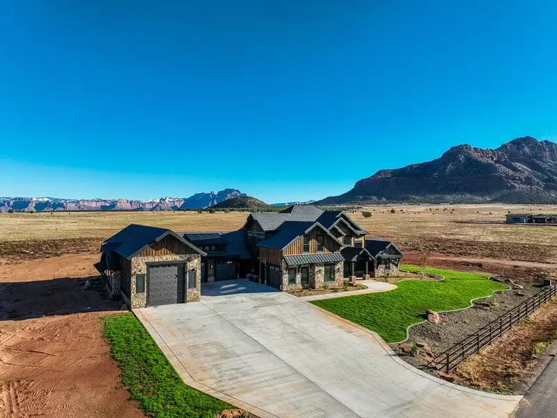 630 W Daybreak Mesa, Apple Valley, UT 84737