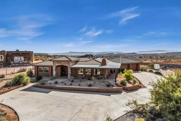 896 E Mesa Vista DR, Ivins, UT 84738