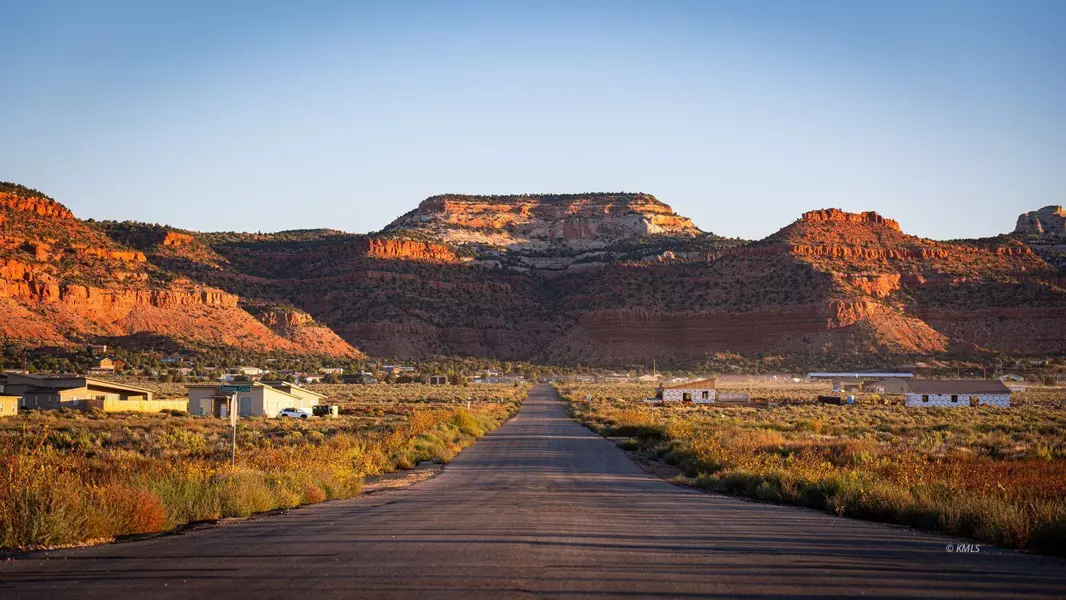 Sego Lily CIR, Kanab, UT 84741