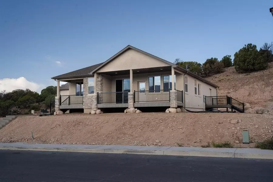 2858 W Rock Ridge RD, Cedar City, UT 84720