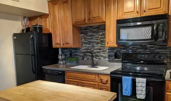 St George, UT 84770,860 S Village RD F-7