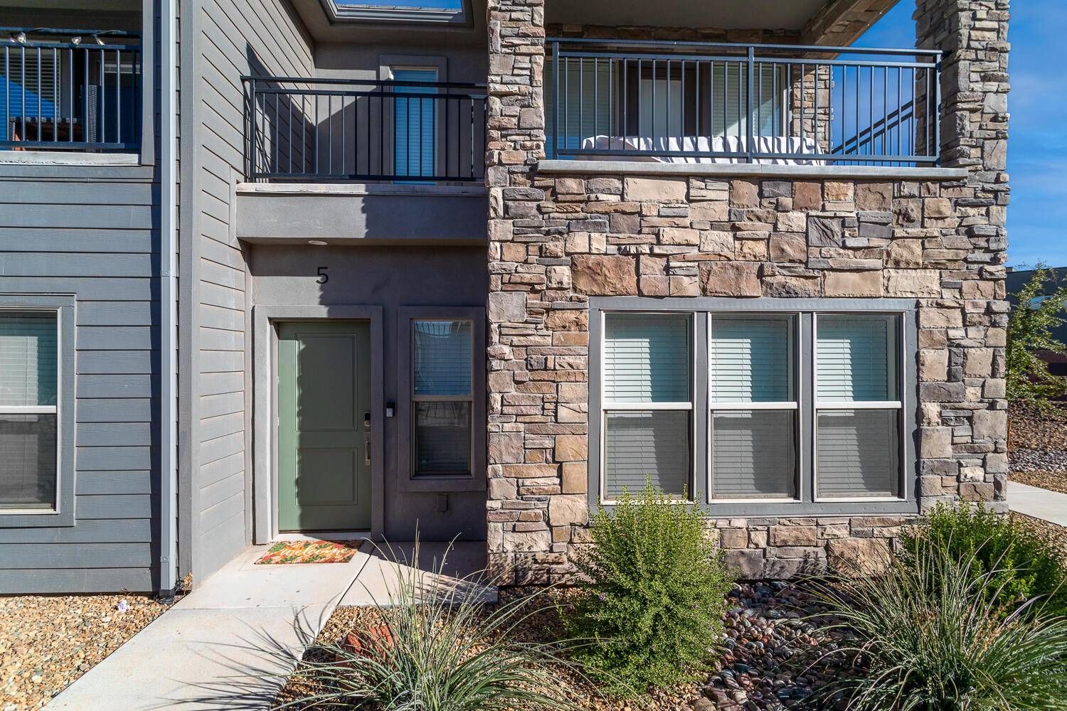 Ivins, UT 84738,350 W Old Highway 91 #5