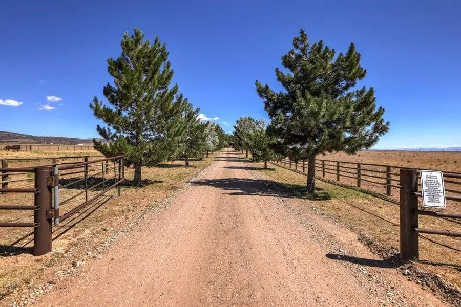 8592 W 2200 S, Cedar City, UT 84720