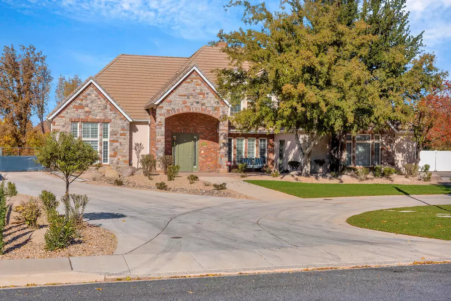 490 W Del Mar DR, St George, UT 84790