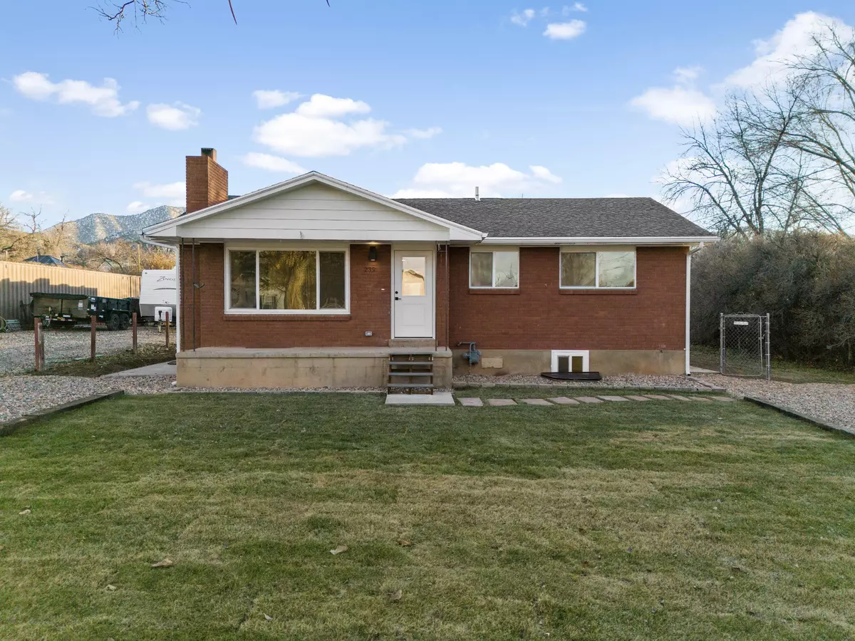 Parowan, UT 84761,239 W Center ST