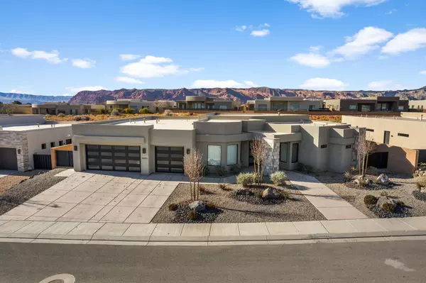 5451 N Hidden Pinyon DR, St George, UT 84770