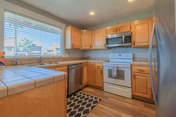 St George, UT 84770,860 S Village y-8