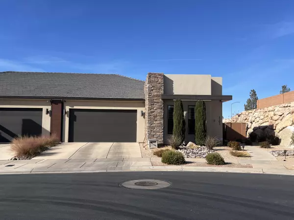 4592 S Martin CIR, St George, UT 84790