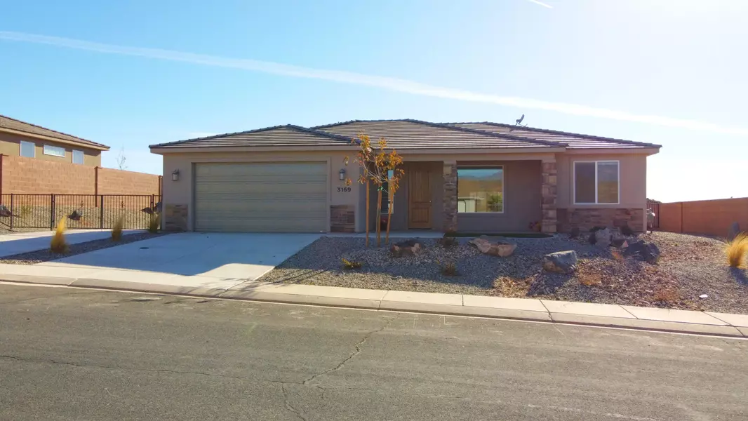 3169 W Coronado DR, Hurricane, UT 84737