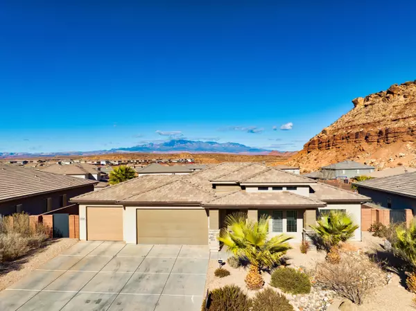 3765 E Church Rocks DR, St George, UT 84790