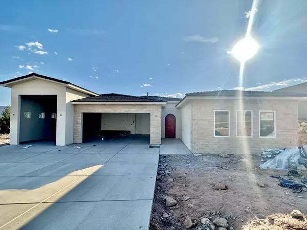 711 S 1200 W, Hurricane, UT 84737