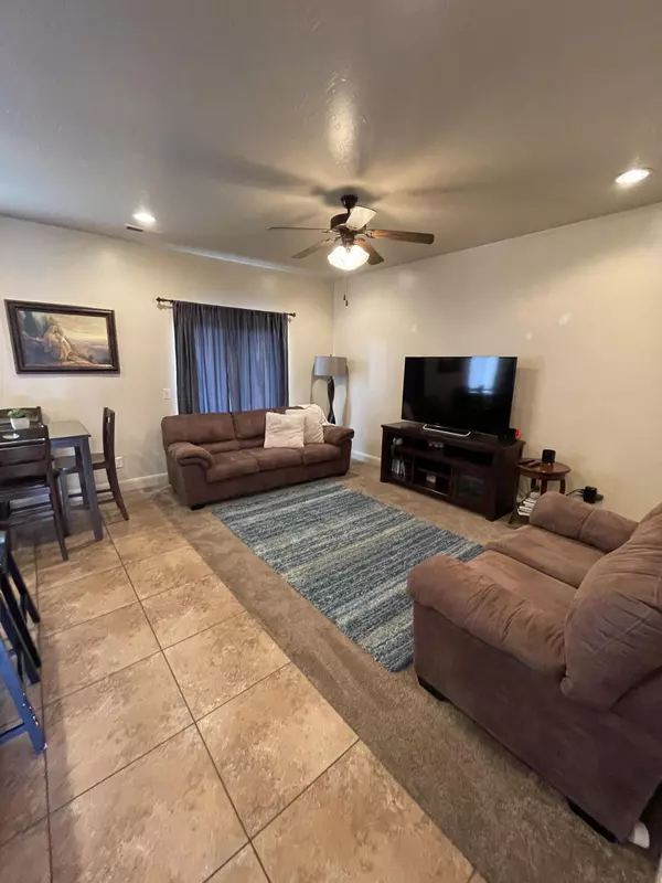 Washington, UT 84780,290 W Buena Vista Blvd 32