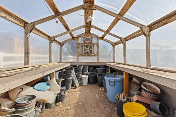 Leeds, UT 84746,52 S Main ST