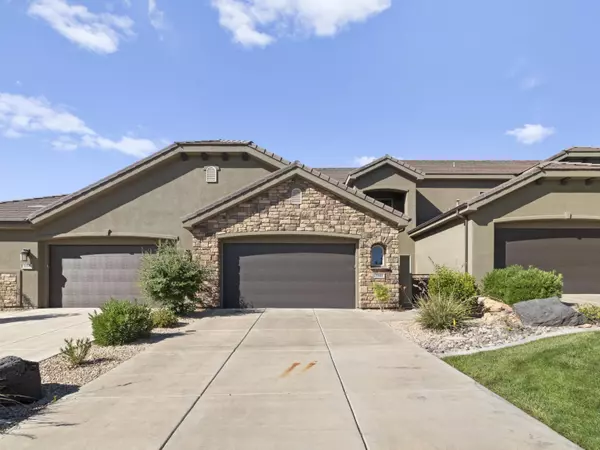 2041 N Pebble Beach DR, Washington, UT 84780