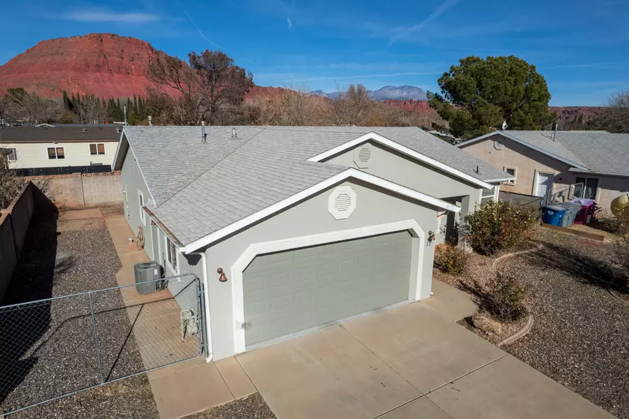 37 E 520 S, Ivins, UT 84738