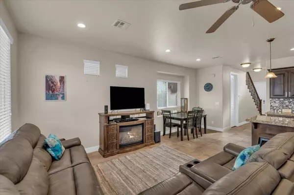 Washington, UT 84780,4165 E Torrey Pines DR
