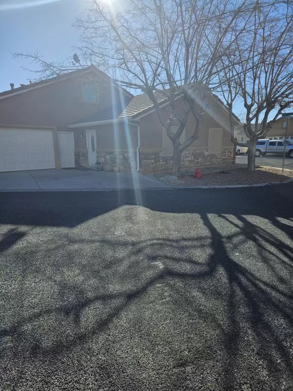 Hurricane, UT 84737,162 Grouse DR