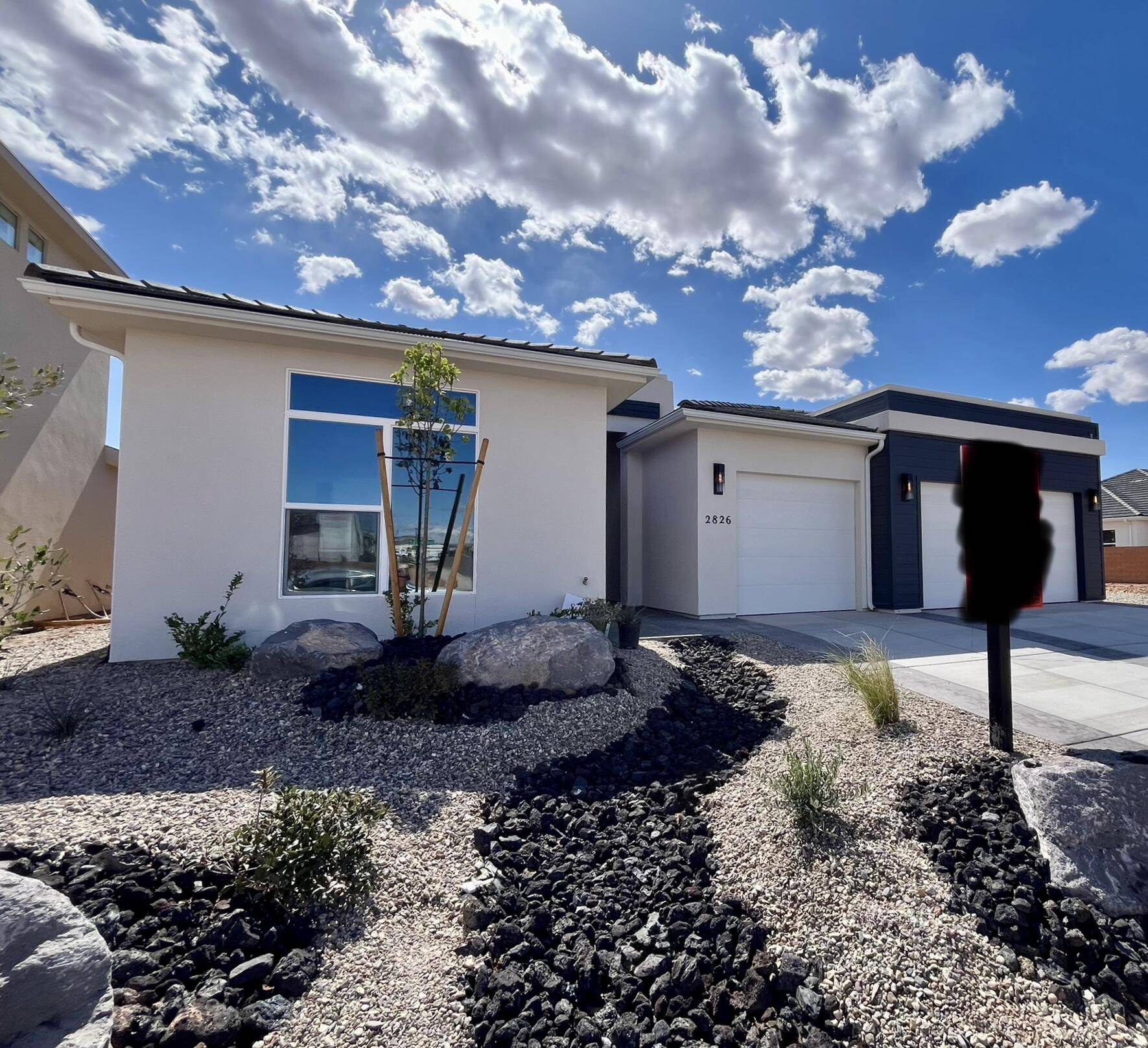 2826 E Smith Creek DR, Washington, UT 84780
