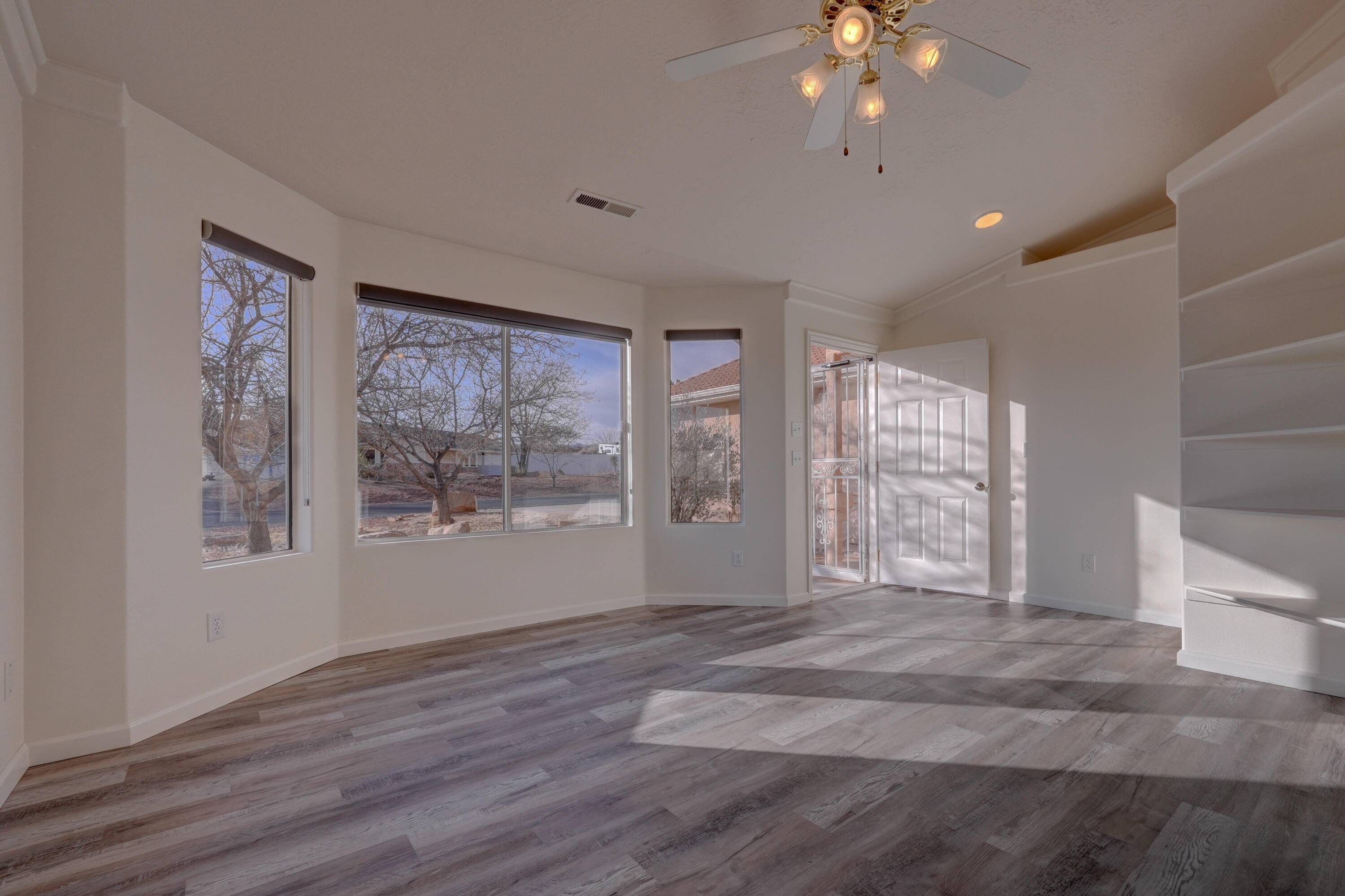 St George, UT 84770,5650 N 1070 W