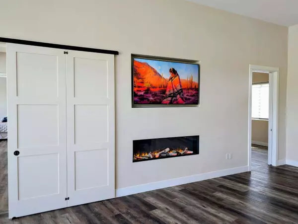 St George, UT 84770,1526 Canyon Tree DR