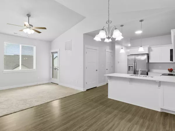 Lehi, UT 84043,1386 N 3830 W 304