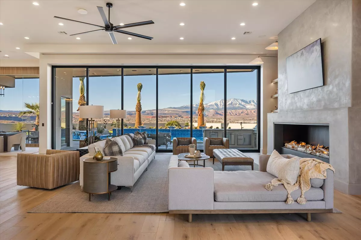 St George, UT 84790,2869 E Diamond Ridge DR