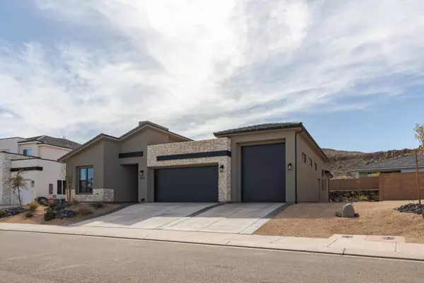 St George, UT 84790,4012 Cerro WAY