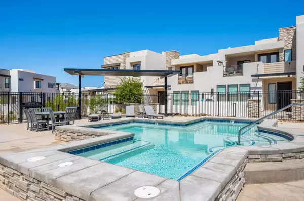 710 W Akoya Pearl 74, St George, UT 84790