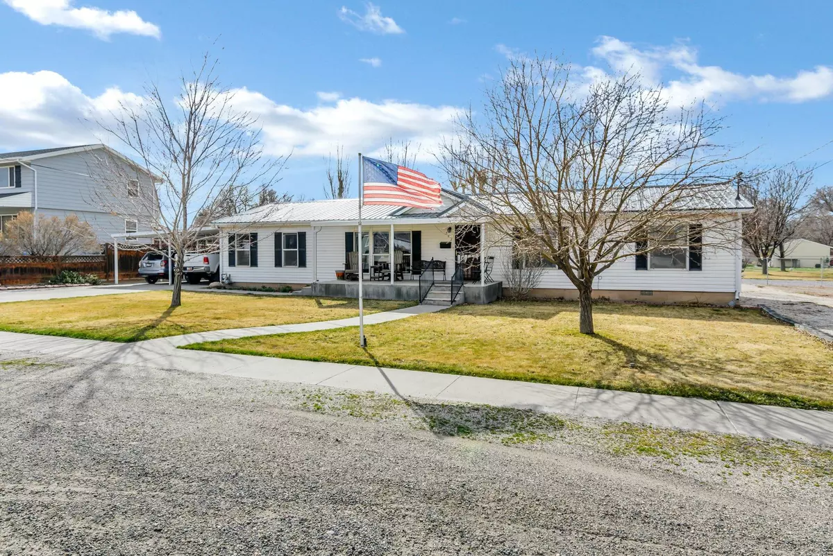 Salina, UT 84654,242 S 300 E