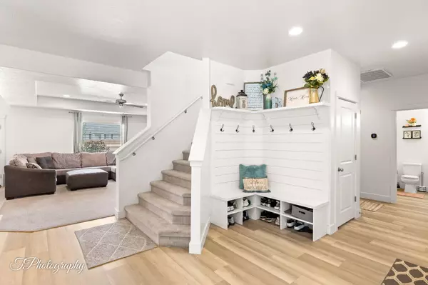St George, UT 84790,3313 E Maple Mountain