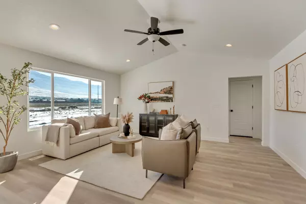 Eagle Mountain, UT 84005,2328 E Cinder LN