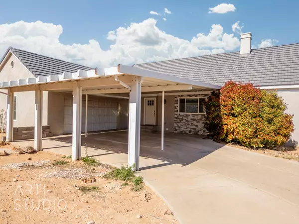 St George, UT 84770,102 N Donlee DR