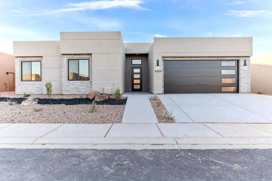 3222 Hideaway PL, Hurricane, UT 84737