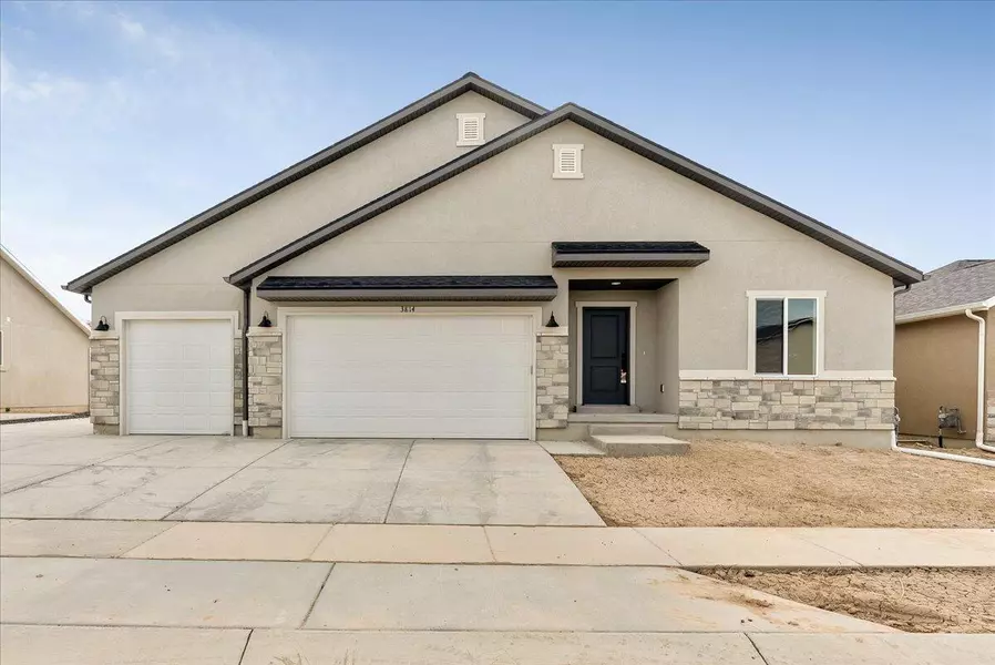 2329 E Woodbury LN, Eagle Mountain, UT 84005