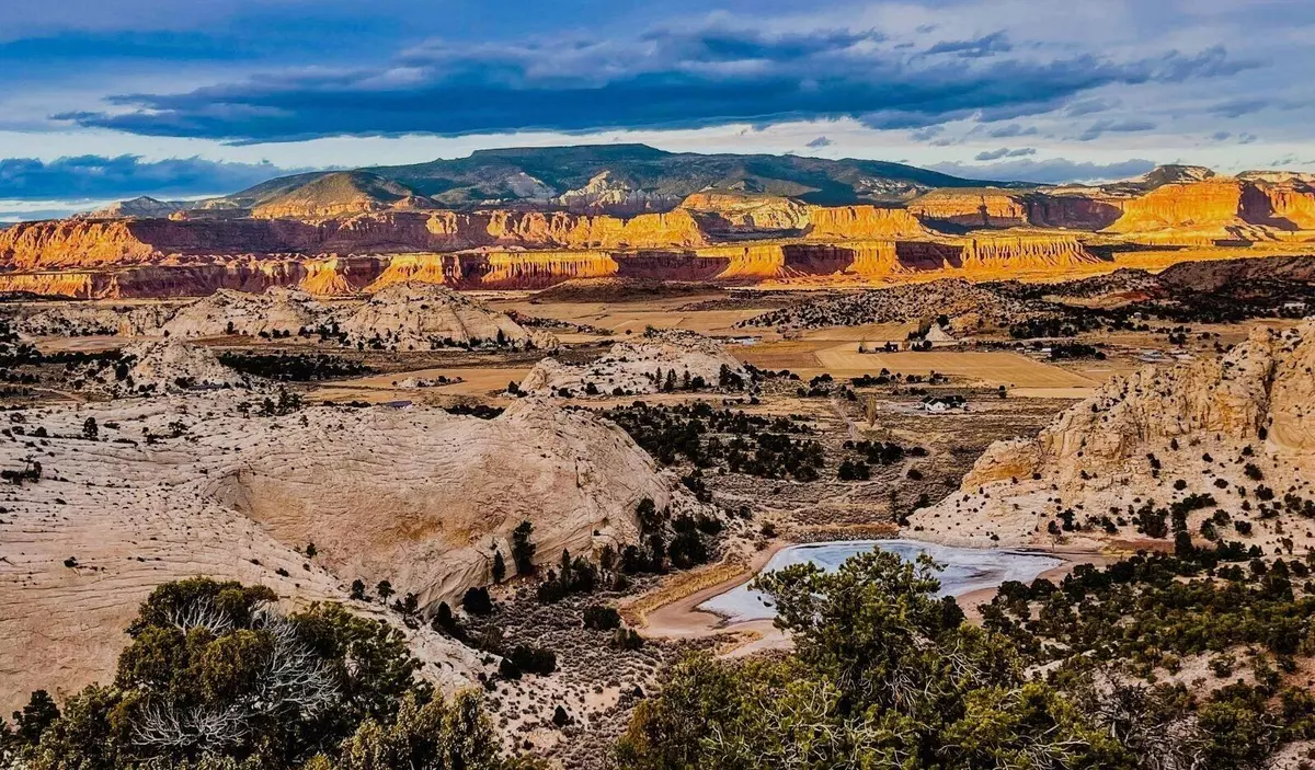Teasdale, UT 84773,Parcel 2 Three Creeks RD